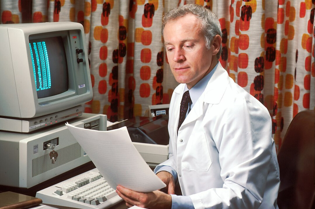 detective using computer